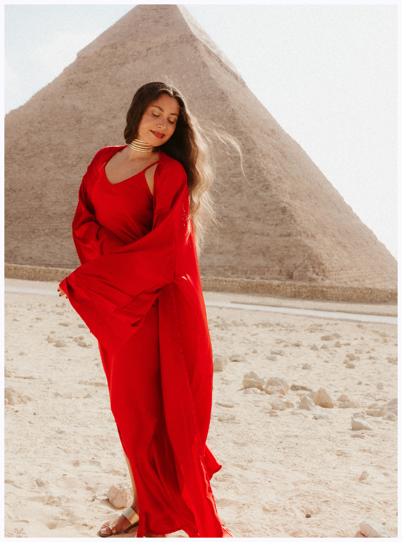 LARA British-Egyptian Nude & Empowerment Photographer, Filmmaker, Conscious Storyteller for Brands & Self Love Catalyst